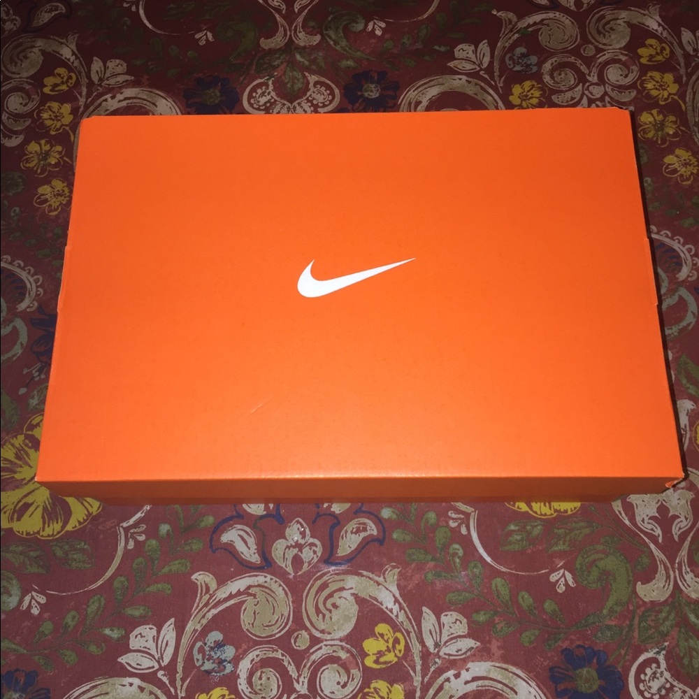 Nike hyperdunk 2017 low lmtd